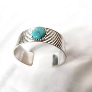 Lucky Brand Women's Silver Toned Turquoise Cuff Bracelet